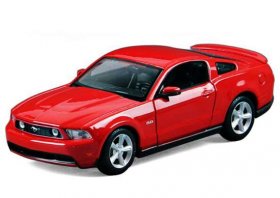 Red 1:24 Scale Maisto 2011 Diecast Ford Mustang GT Model