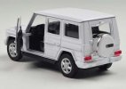 Kids 1:36 Black / White Welly Diecast Mercedes-Benz G500 Toy