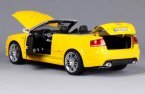 Black / Yellow 1:18 Scale Maisto Diecast Audi RS4 SPYDER Model