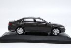 1:43 Silver / Brown Scale Diecast VW Phideon Model