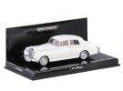 White Minichamps 1960 Diecast Rolls Royce Silver Cloud Model
