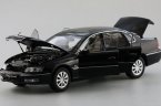 Silver / Black 1:18 Scale Diecast Buick Royaum Model
