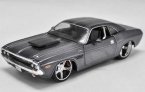 1:24 Scale Black Maisto Diecast Dodge Challenger R/T Model