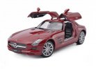 Welly Red / White / Black 1:24 Scale Diecast BENZ SLS AMG Model