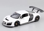 Silver / White 1:24 Scale Diecast Audi R8 LMS Model