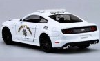 1:24 White Maisto Police 2015 Diecast Ford Mustang GT Model