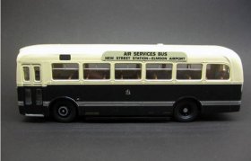 1:50 Scale white-green Corgi UK 1950s Airport Bus Model