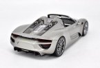 Silver 1:18 Scale Welly Diecast Porsche 918 Spyder Model