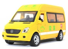 Yellow Kids 1:32 Die-Cast Mercedes-Benz Sprinter School Bus Toy