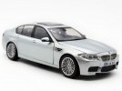 Red / Blue / Silver 1:24 Scale Diecast BMW M5 Model