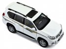 White / Green 1:18 Scale Diecast Toyota Land Cruiser PRADO Model