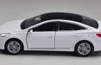 1:36 Scale White Welly Diecast Hyundai Grandeur Toy