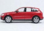 Red / White / Black 1:24 Scale Welly Diecast Audi Q5 SUV Model