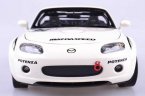 1:18 Scale White Autoart Diecast Mazda Roadster NC NR-A Model