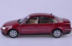 Wine Red / Silver 1:18 Scale Welly Diecast VW Passat Sedan Model