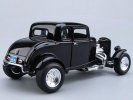 Black 1:18 MotorMax Diecast 1932 Ford Hot Rod Model