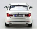 White Kyosho 1:18 Scale Diecast BMW 7 Series Model