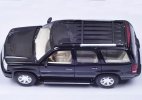 Black / White 1:24 Scale Welly Diecast Cadillac Escalade Model