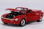 1:24 Scale Maisto Red / Silver Diecast 2004 Chevrolet SSR Model