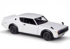 White 1:24 Maisto Diecast 1973 Nissan Skyline 2000 GT-R Model