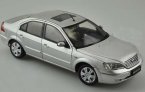 Silver 1:18 Scale Diecast Ford Mondeo Model