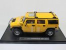 White / Black / Yellow 1:18 Maisto Diecast Hummer H2 SUV Model