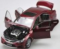 Wine Red 1:18 Scale 2015 Diecast Toyota Reiz Model