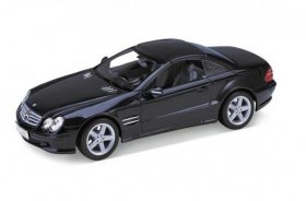 1:18 Scale Black / Silver Welly Mercedes-Benz SL500 Car Model