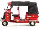 Large Scale Red Vintage Taxi Tinplate Tricycle Vespa Model