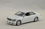 White / Black / Silver 1:43 J-collection Diecast Toyota Crown