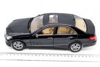 Black / Wine Red 1:18 Scale Maisto Mercedes-Benz E-Class Model