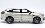 1:18 Scale Silver / White 2017 Diecast Honda UR-V Model