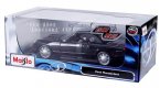 1:18 Scale Black MaiSto Diecast Ford Thunderbird Model