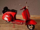 1:7 Scale Red / Pink Vintage Tinplate Vespa Scooter Model