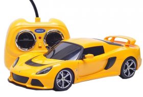 Yellow / Blue Kids 1:24 Scale Welly R/C Lotus Exige S Toy