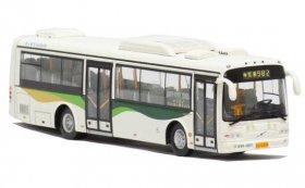 White 1:76 Scale CMNL Die-Cast ShangHai Sunwin City Bus Model