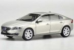 1:18 Scale White / Silver Diecast Volvo S60L Model