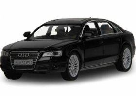 White / Black 1:32 Kids Pull-Back Function Diecast Audi A8 Toy