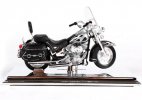 Black 1:18 Harley Davidson 2002 FLSTC Heritage Softail Classic