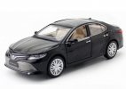 Kids Black / White 1:34 Scale Diecast Toyota Camry Car Toy