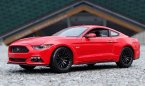 Red / White / Blue 1:18 Scale MaiSto Diecast 2015 Ford Mustang