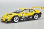White / Yellow 1:18 Scale Welly Diecast Porsche 911 GT3 CUP