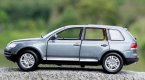 1:18 Scale Blue / Gray Bburago Diecast VW Touareg Model