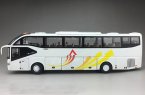 White 1:42 Scale ZK6127H Diecast YuTong Bus Model