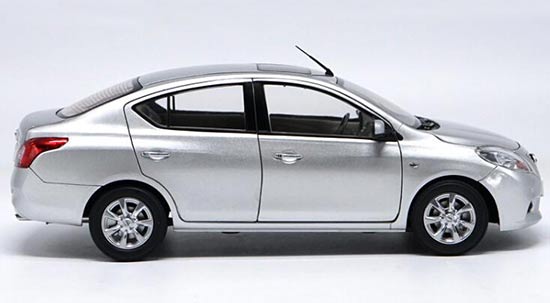 1:43 Nissan sunny  silver  color diecast model car 
