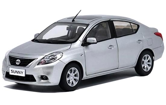 1/18 Scale Nissan Sunny Silver Diecast Model Car Toy Collection 