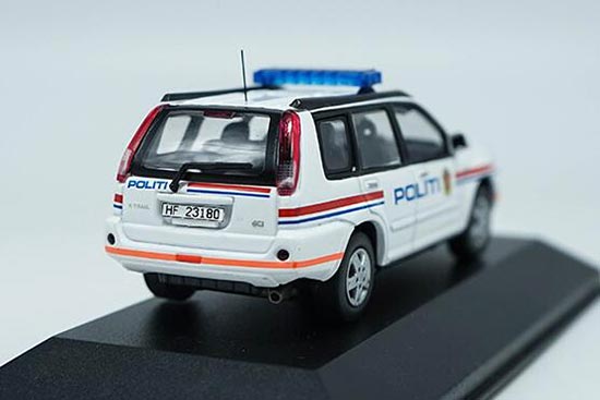 NISSAN X-TRAIL VIGILI POLIZIA POLICE 1/43 modellcarsonline modello auto modellau 