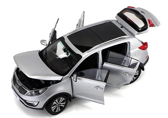 kia sportage diecast model