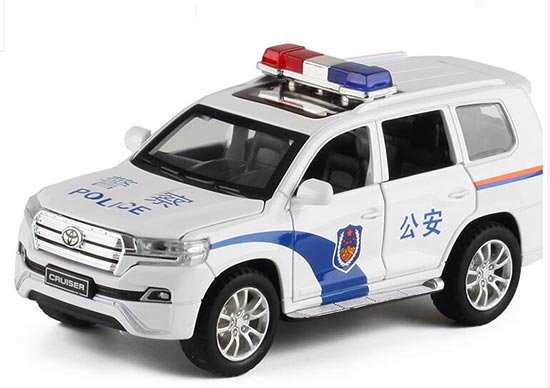 Toyota Land Cruiser V8 SUV 1:32 Scale Model Car Diecast Toy Vehicle White Gift 