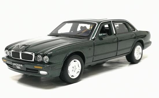 Jaguar XJ 1997-2003 Saphirblau Metallic/tayumo 1:36 